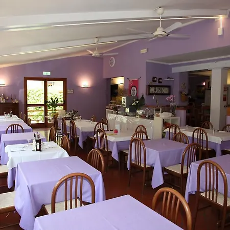 Rossella Hotel